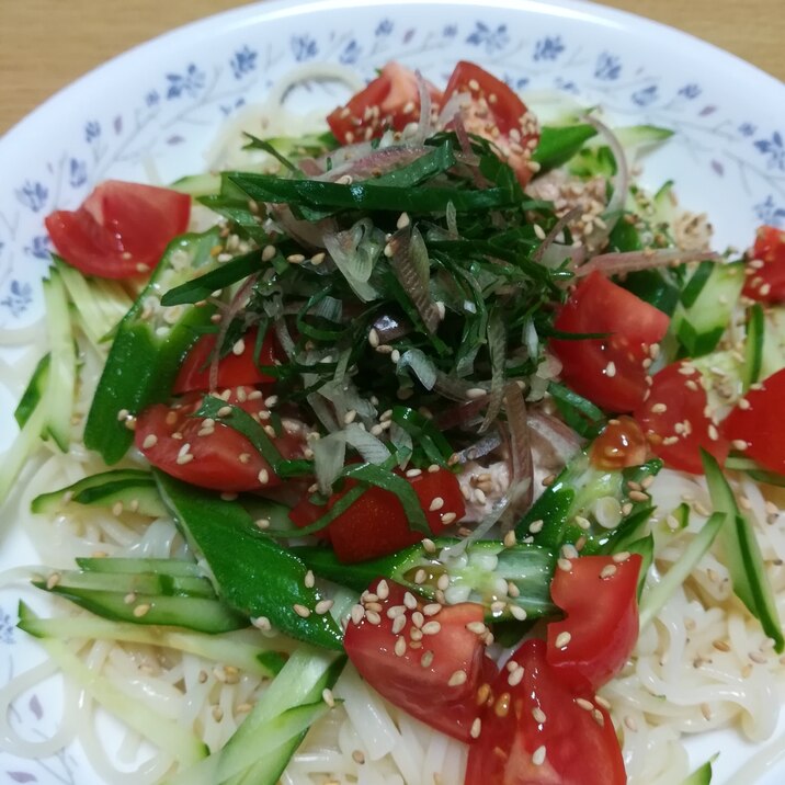 トマトとツナのそうめん